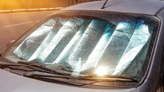 Cât de eficient este un parasolar auto? Cea mai eficientă metodă de a menține mașina răcoroasă în timpul verii