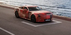 <span class='prepend'>Foto |</span> Jaguar Type 01 este tot mai aproape de lansare. Britanicii publică noi fotografii cu cel mai luxos EV al companiei