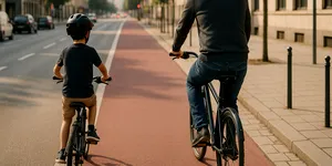 2025: De la ce vârstă au voie copiii cu bicicleta pe drumurile publice sau pe pistele de biciclete