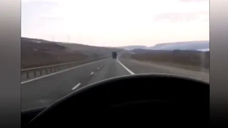 VIDEO - Accidentul de pe Autostrada Transilvania, soldat cu 5 răniţi, a fost transmis Live pe Facebook de către şoferul vinovat