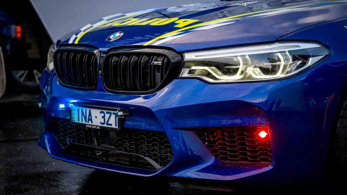 Poliţia din Australia a primit un super sedan german. Motorul V8 accelerează de la 0 la 100 km/h în 3,3 secunde - GALERIE FOTO