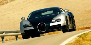 VIDEO – Bugatti i-a cerut 13.000 de euro, el a reparat mașina cu 5 lei și o piesă de Volkswagen
