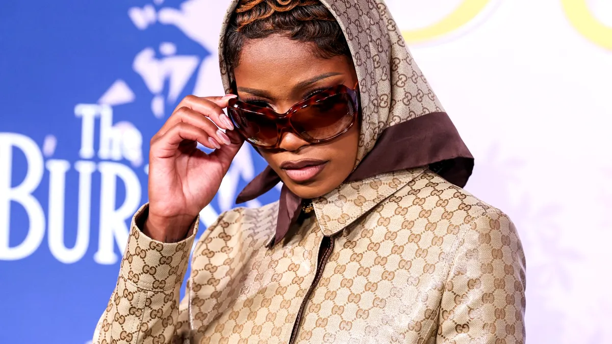 Ce mașină conduce actrița devenită milionară la 12 ani, dar care refuză un automobil de lux: „Trăiesc sub posibilitățile mele”