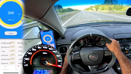 Test incredibil pe Autobahn - Un Cadillac pierde motorul la 350 de km/h
