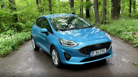 Ford Fiesta Titanium: Prezentare statică exterior - interior