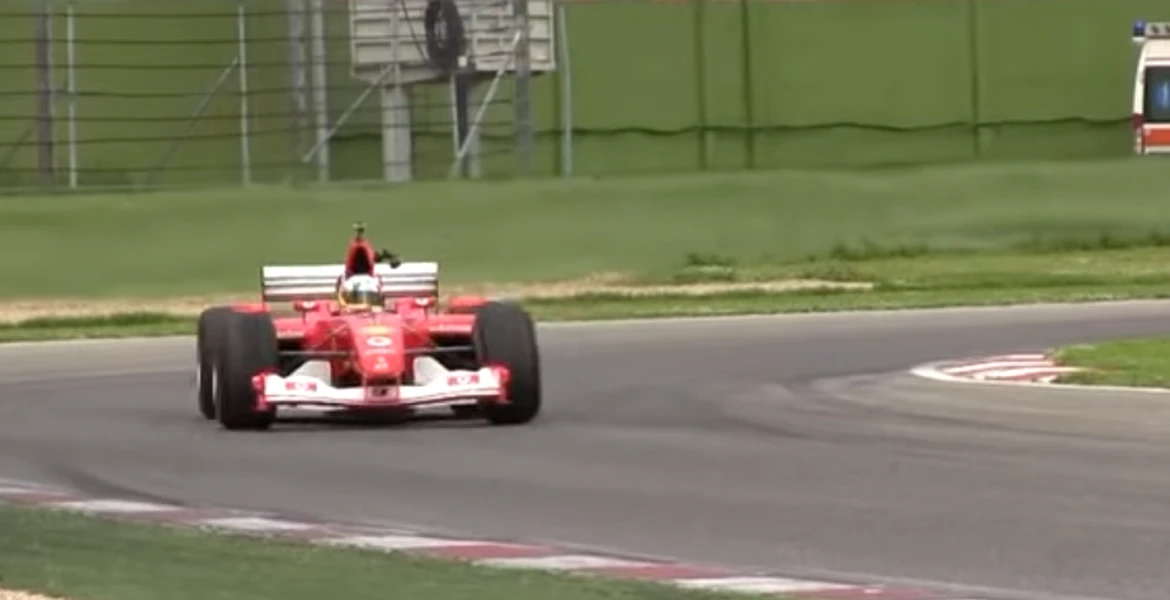 Maşina de Formula 1 în care Michael Schumacher a câştigat titlul mondial din 2002 este scoasă la vânzare – VIDEO