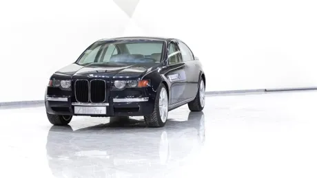 În anii ’90, BMW a construit un prototip cu grilă uriașă pe care l-a ținut secret 30 de ani
