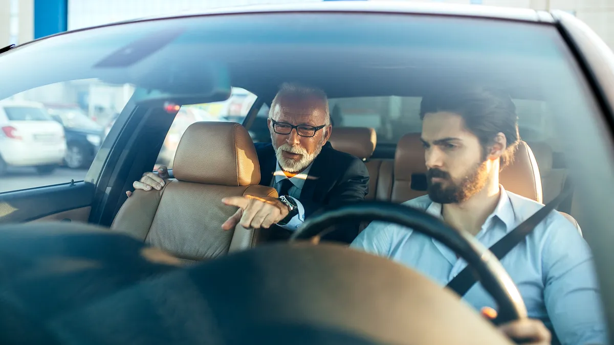 Șoc pentru clienții Uber: mulți șoferi s-au retras, iar tarifele au crescut