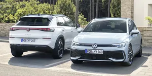 Volkswagen începe vânzările în avans pentru Golf 8 și T-Roc Hybrid. Sistemul produce 170 de cai putere