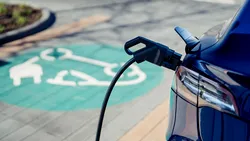 De ce o mașină electrică are nevoie de o asigurare adaptată tehnologiei sale