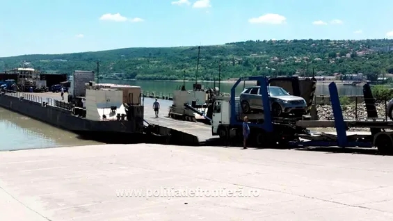 Cursa de bac Călărași – Ostrov, suspendată din cauza nivelului scăzut al Dunării