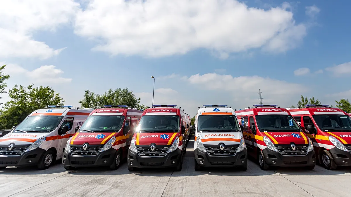 Renault livrează 122 de ambulanţe către Inspectoratul General pentru Situaţii de Urgenţă - GALERIE FOTO