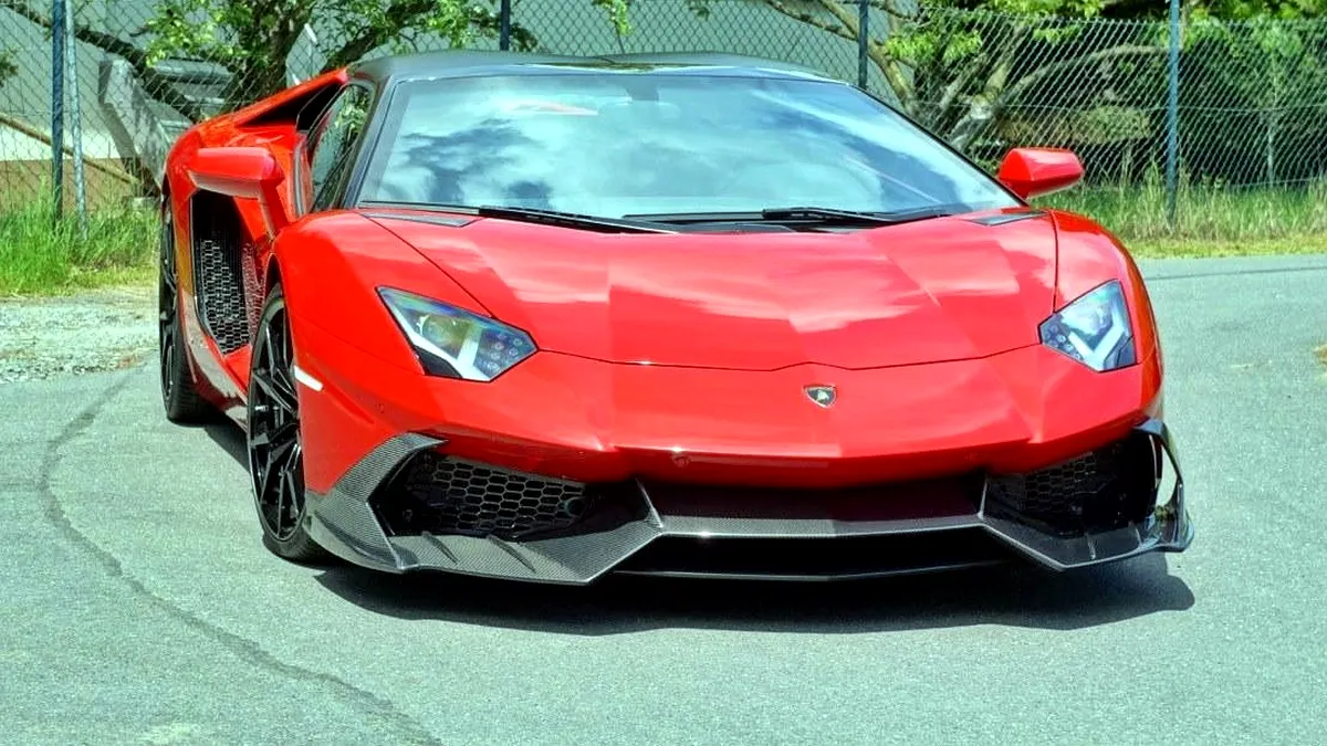 Un Lamborghini Aventador by Mansory care să arate decent? Oarecum...