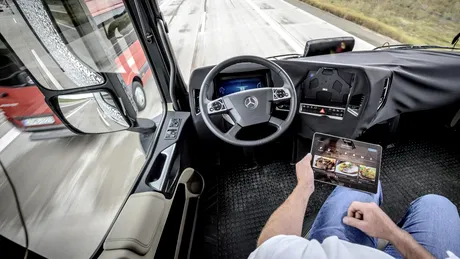 Mercedes-Benz prezintă camionul autonom al viitorului. VIDEO