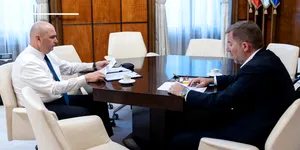 Ilie Bolojan s-a întâlnit cu directorul Dacia. Ce a discutat prim-ministrul interimar cu Mihai Bordeanu?