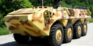 Industria auto din România ar putea intra în producția de echipamente militare. Bolojan vorbește despre transfer de tehnologie și producție locală