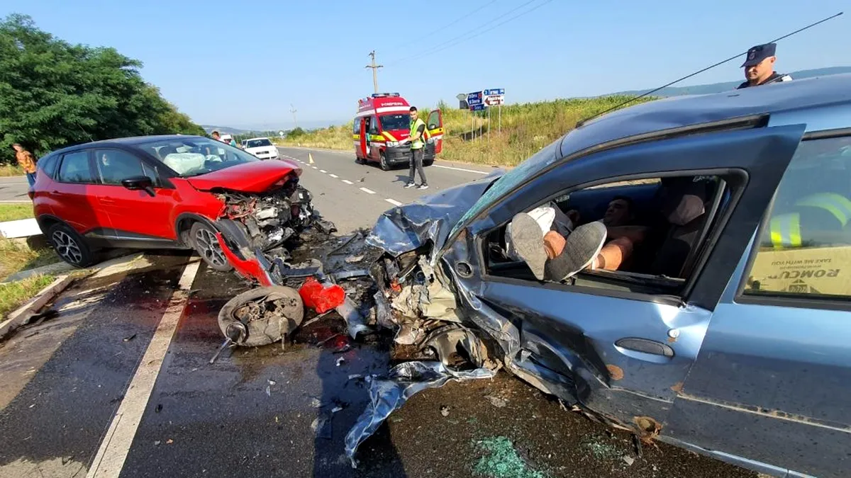 Accident grav pe DN7: Un șofer beat a intrat pe contrasens și a lovit două mașini