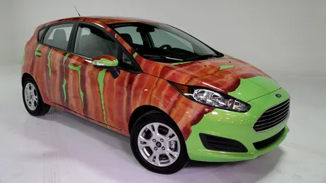 De ziua internaţională a baconului, poftiţi la Ford Fiesta Bacon Edition