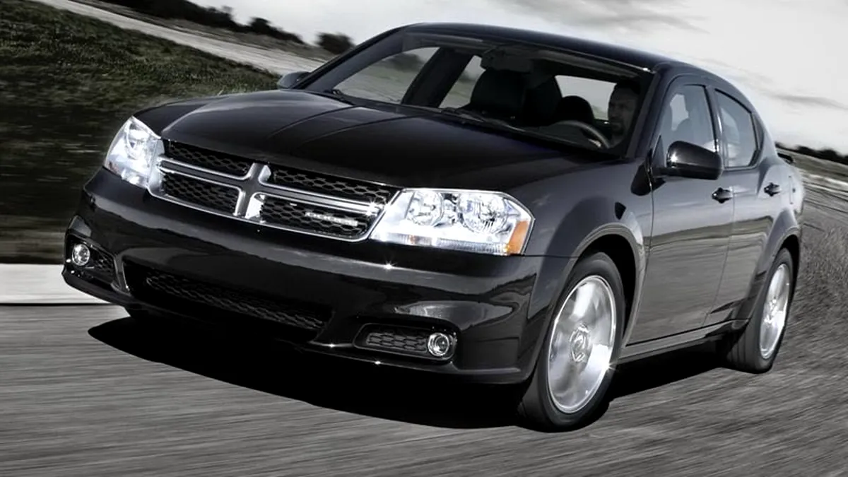 Facelift de 2011 pentru Dodge Avenger