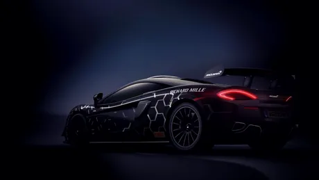 Noul McLaren 620R - Cum arată mașina de 250.000 de lire sterline care nu are aer condiționat?