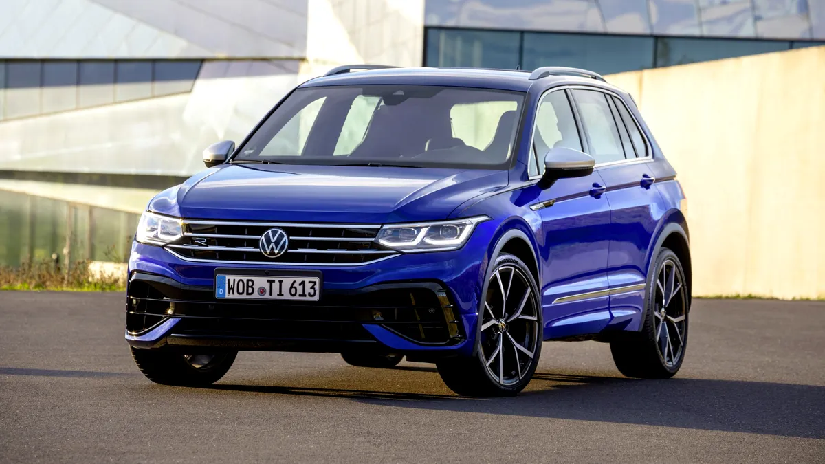 Noul Volkswagen Tiguan R - Nemții au construit un SUV mai rapid decât multe supercaruri