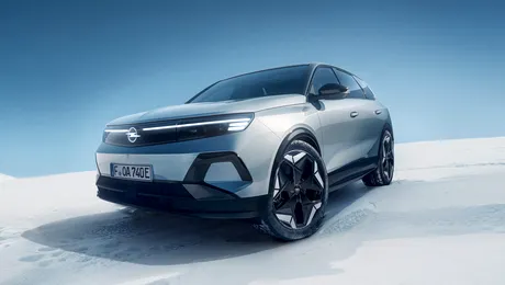 Noul Opel Grandland primește o variantă electrică de 325 CP