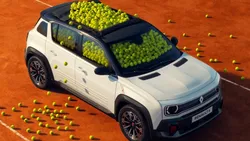 Renault prezintă la Roland-Garros 2026 noul Renault 4 Roland-Garros E-Tech electric