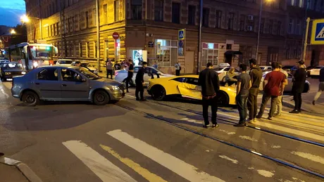 Accidentul care a speriat companiile de asigurare. Cum a reușit un Logan să facă zob un Lamborghini?