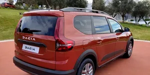 Prim contact cu Dacia Jogger Hybrid 140, cel mai accesibil vehicul de familie cu propulsie hibridă de pe piață – VIDEO – GALERIE FOTO