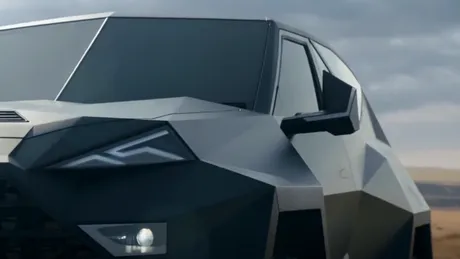 Cel mai scump SUV din lume începe de la 1,8 milioane de dolari şi cântăreşte 6 tone - VIDEO
