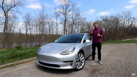 Cum arară Tesla Model 3 după 90.000 km ca mașină rent-a-car
