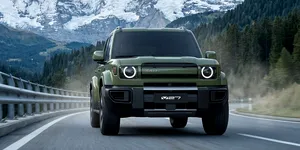 iCAUR V27 ajunge în România toamna asta. SUV-ul electrificat de circa 5 metri vizează Land Cruiser și Defender