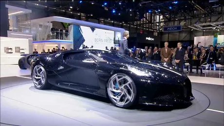 Cristiano Ronaldo a cumpărat cea mai spectaculoasă maşină lansată vreodată de Bugatti cu 11 milioane de euro - VIDEO - GALERIE FOTO