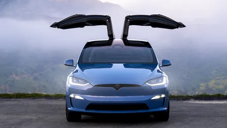 Tesla lansează ediția finală „Signature Edition” pentru Model S și Model X Plaid. Doar 350 de unități la nivel global