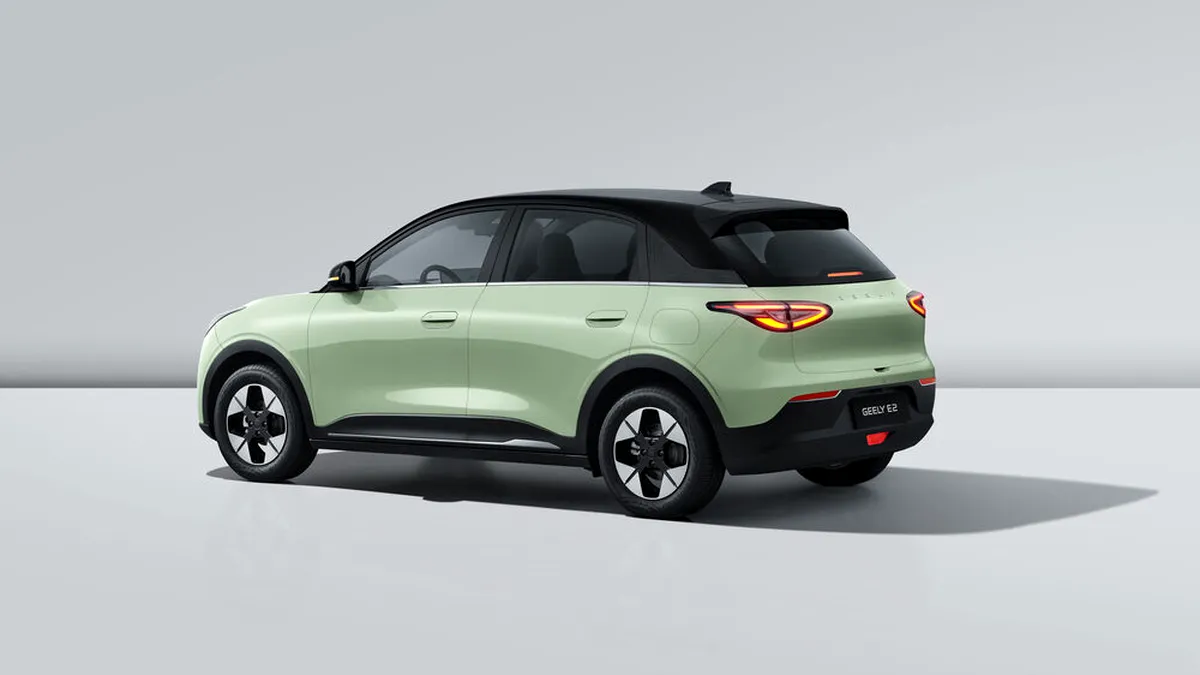 Geely E2, modelul chinezesc care a impresionat juriul german, tocmai a intrat pe piața din România