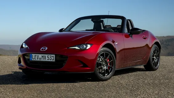 Următoarea generație de Mazda MX-5 ar putea fi ultima echipată cu un motor pe benzină, sugerează CEO-ul filialei Australia