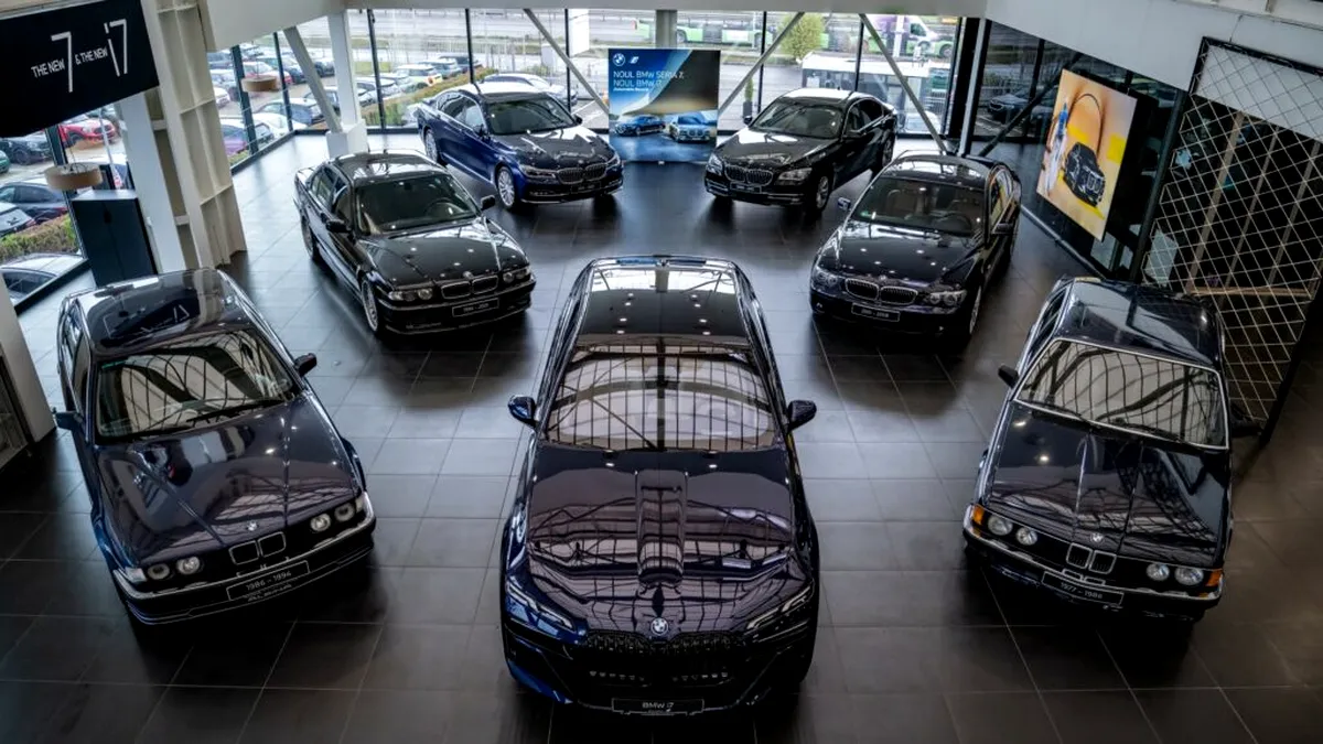 BMW a organizat o ședință foto despre evoluţia limuzinei sale de lux
