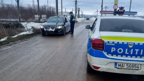 Șoferii din România nu țin cont de semnalul de la calea ferată. Peste 400 de amenzi într-o singură zi