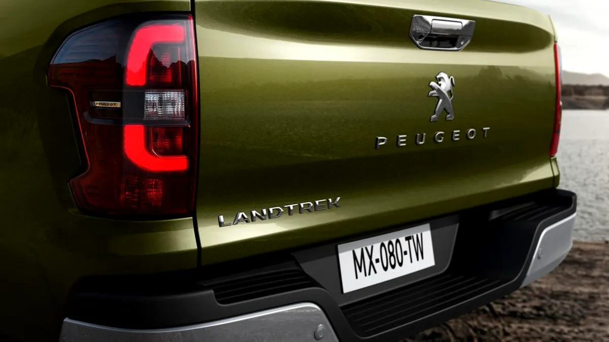 Peugeot a lasat primul pickup. Se numește Landtrek și nu este destinat pieței din Europa