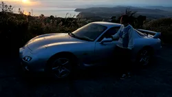 Video – Povestea unei Mazda RX-7 condusă timp de 25 de ani, premiată la Cannes