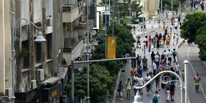 Restricții de circulație în București, duminică, 11 octombrie. Calea Victoriei este închisă traficului auto timp de 13 ore