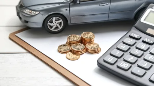 Probleme pe piața asigurărilor: Cel mai mare jucător din Bulgaria rămâne fără licență. Peste 200.000 de șoferi români sunt afectați