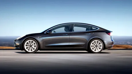 Cercetătorii au preluat controlul asupra unei Tesla Model 3 printr-un atac cibernetic