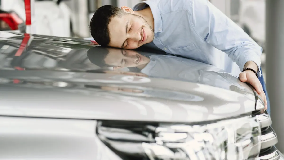 Mașină nouă la prețul de 1.000 de dolari? Un miliardar crede că automobilele vor ajunge să coste foarte puțin, în timpul vieții noastre