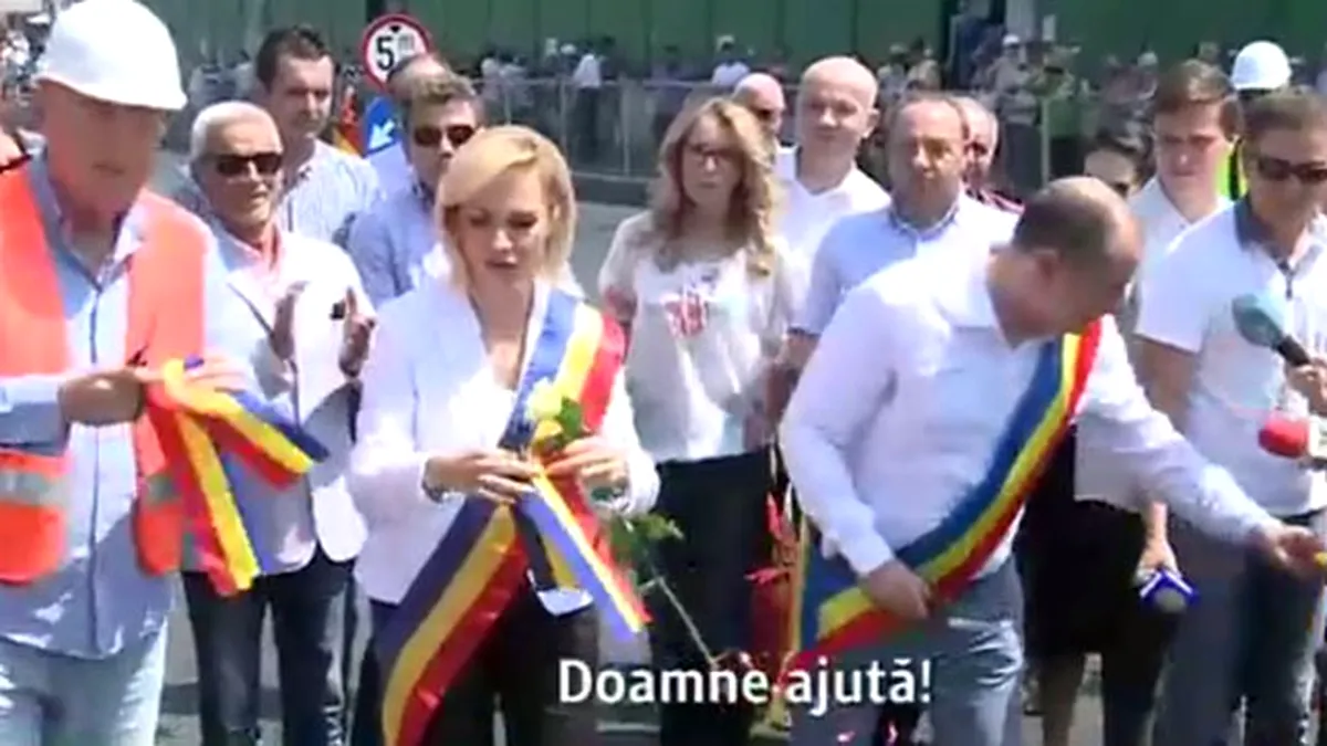 Pasajul Piaţa Sudului a fost inaugurat româneşte: „Te grăbeşti ca fata la măritat!” - VIDEO