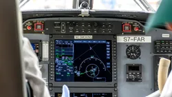 Cum funcționează „Waze-ul” piloților de avion? „Își schimbă culoarea în funcție de distanță”