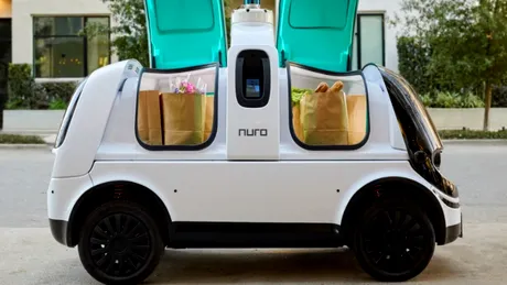 Statul California a aprobat un serviciu comercial de livrare fără şofer. Mașinile Nuro vor livra pizza și alte alimente