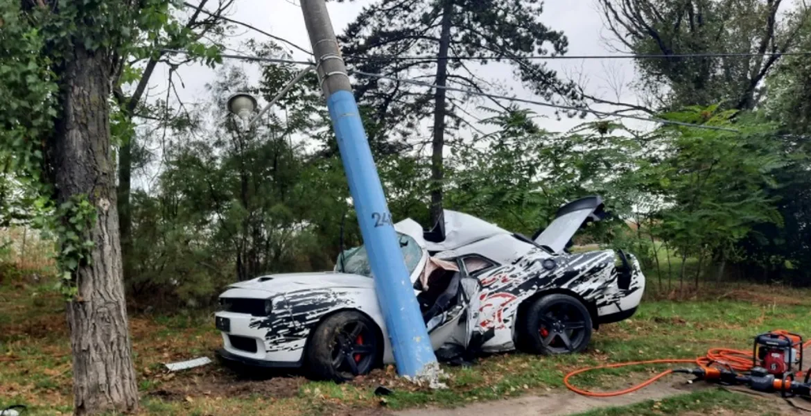 Un tânăr a murit într-un accident în Mamaia. Șoferul circula cu viteză şi dădea flash-uri celorlalți conducători auto – VIDEO