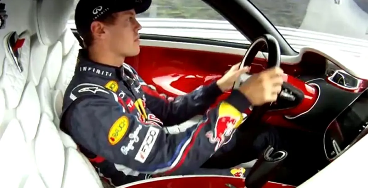 VIDEO: Piloţii F1 la volanul modelelor Renault Sport pe Nurbugring!