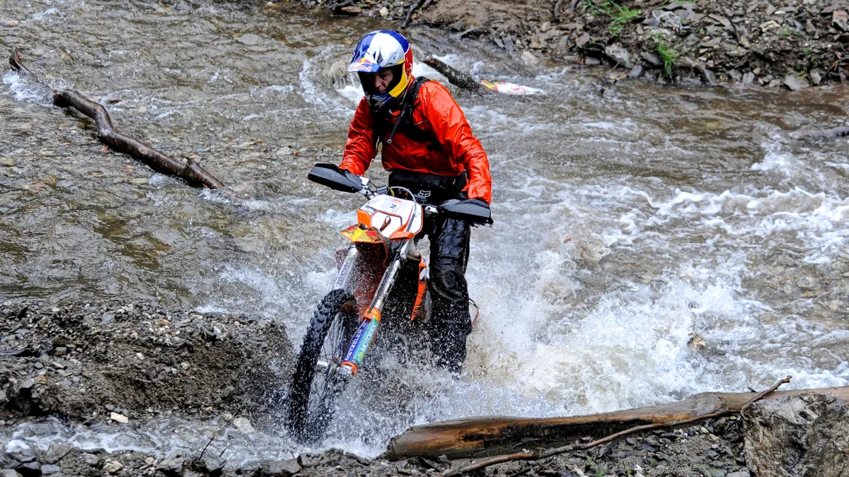 Peste 200 de participanţi s-au înscris la Red Bull Romaniacs